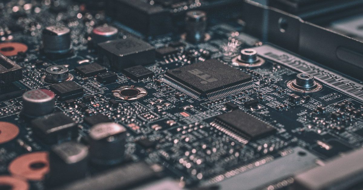 High-Throughput Web Architecture FrankenPHP Worker Mode